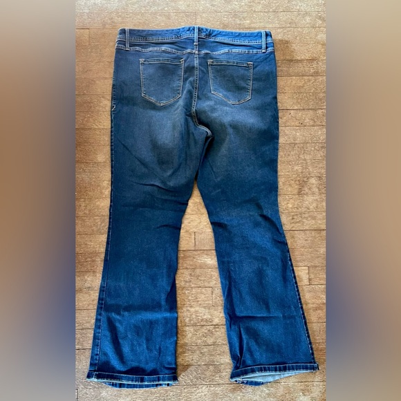 SOLD ON MERCARI - Plus Size Torrid Luxe Slim Boot Jeans Super Stretch Med Wash - Picture 3 of 7